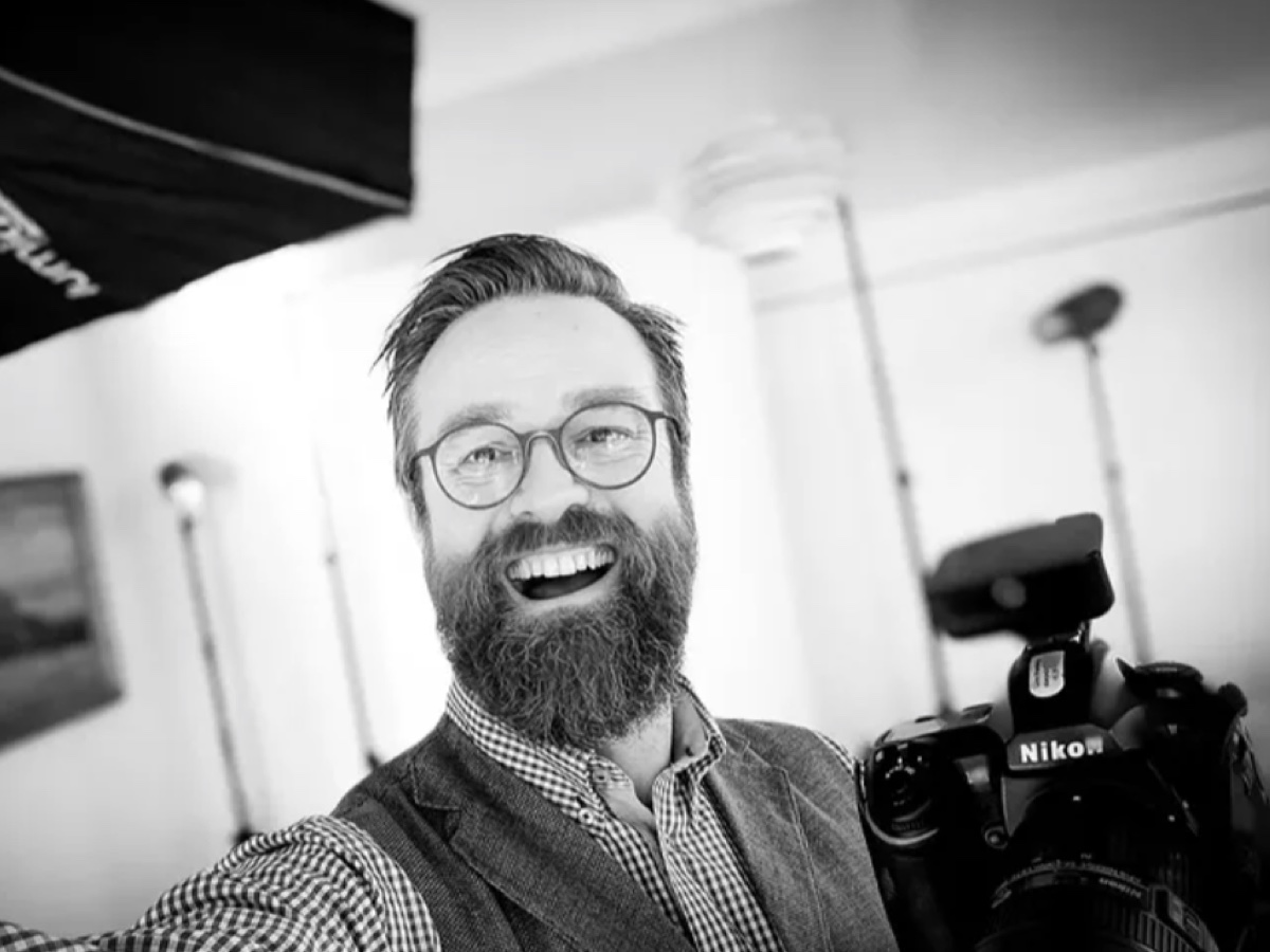Gorm Branderup — professionel fotograf i studie